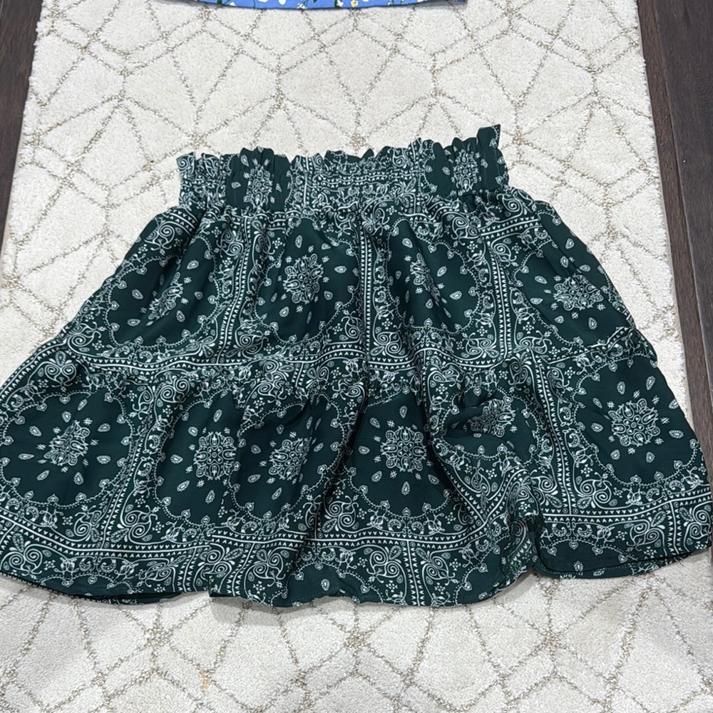 SHEIN Dark Green Paisley Mini Skirt